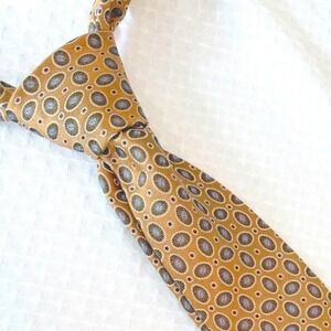 Michael Kors Silk Necktie 3.25" Gold Patterned Business Career Style